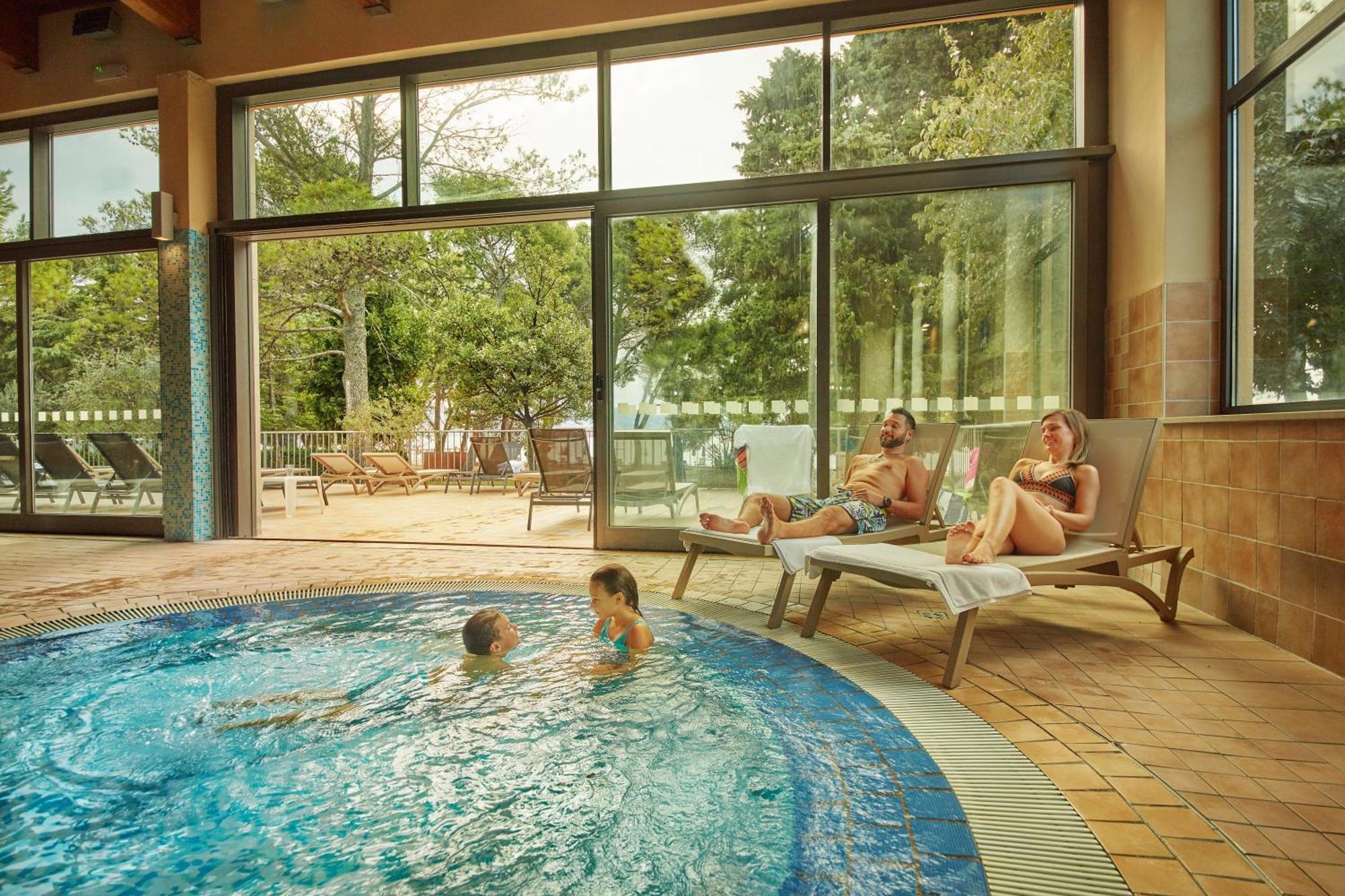 Adria Apartments - Hotel & Resort Adria Ankaran Eksteriør billede